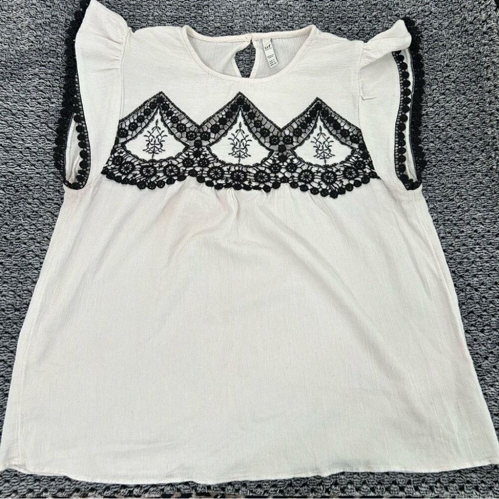 zara trf collection white and black tank top blouse embroidered ruffle sleeves